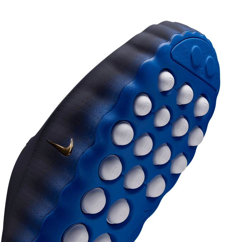 Nike Mind 001