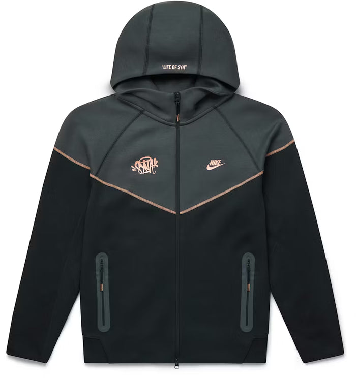 Polerón Syna x Nike Tech