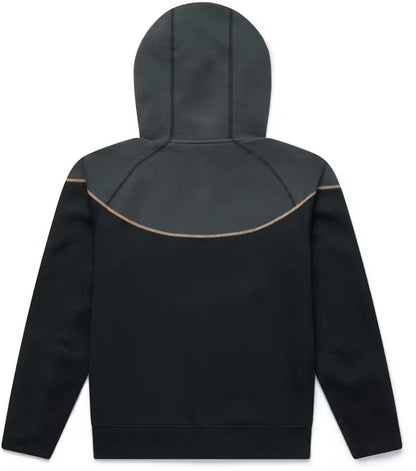 Polerón Syna x Nike Tech